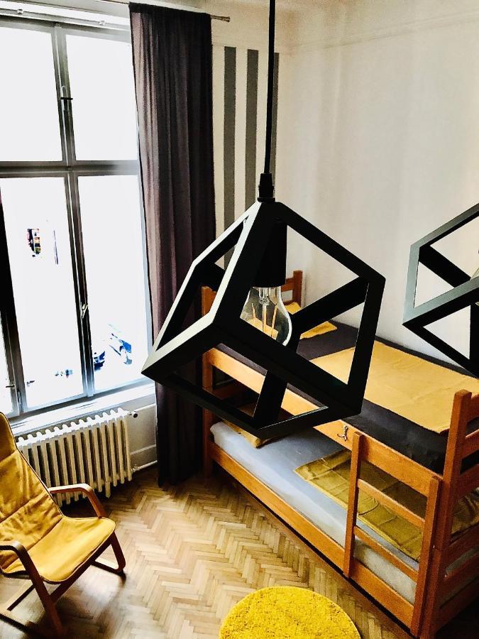 Hostel Sova Novi Sad Buitenkant foto